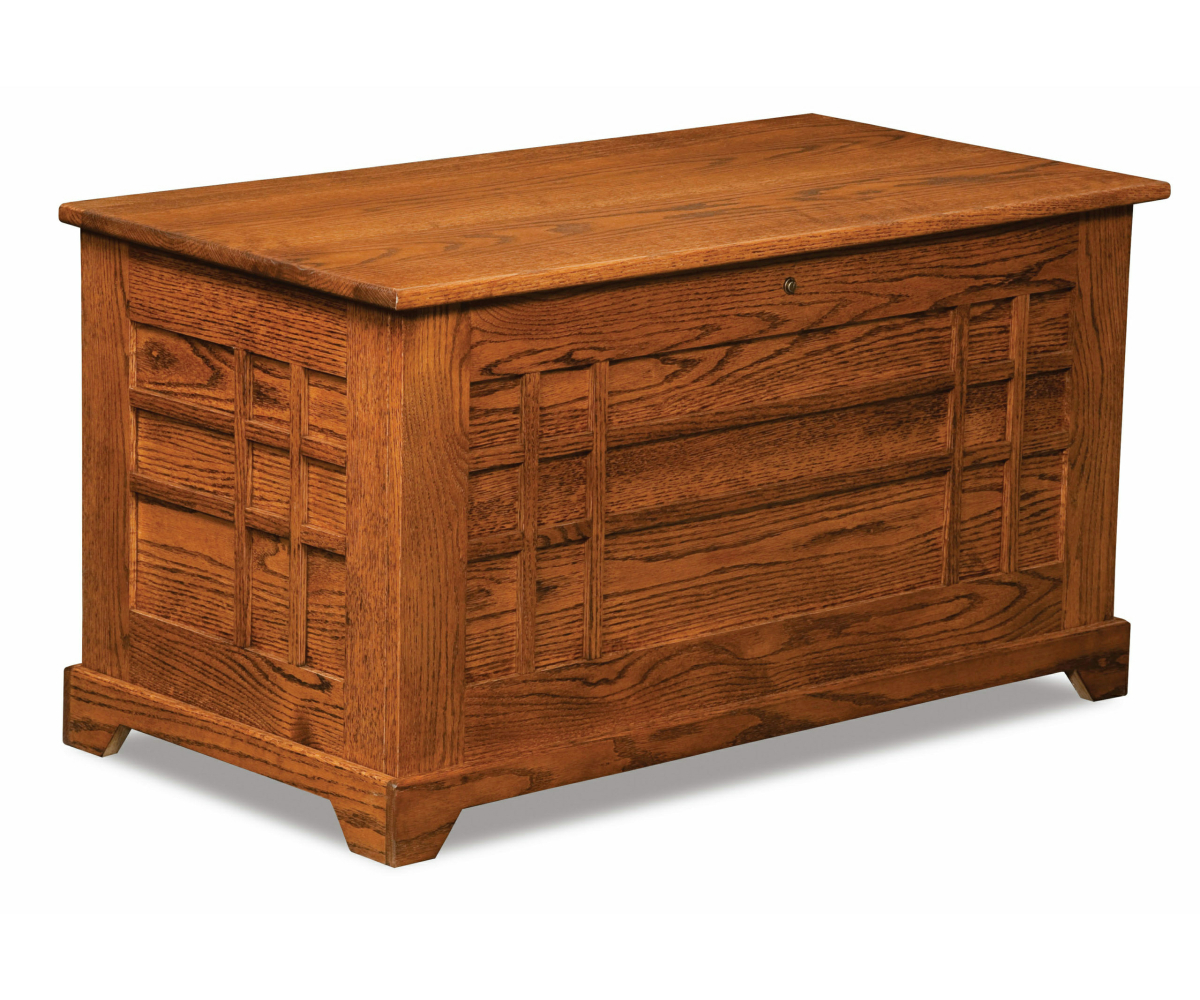 Heritage Cedar Chest, Amish Gallery of Manitoba