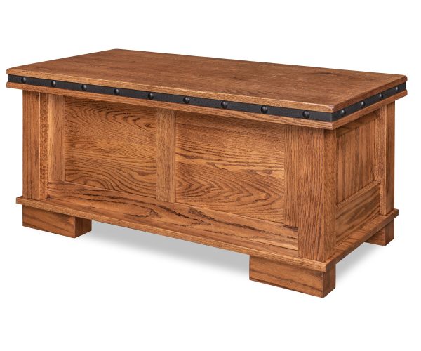 Monta Vista Blanket Chest